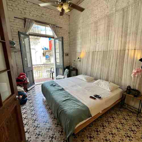 where to stay in central cuba